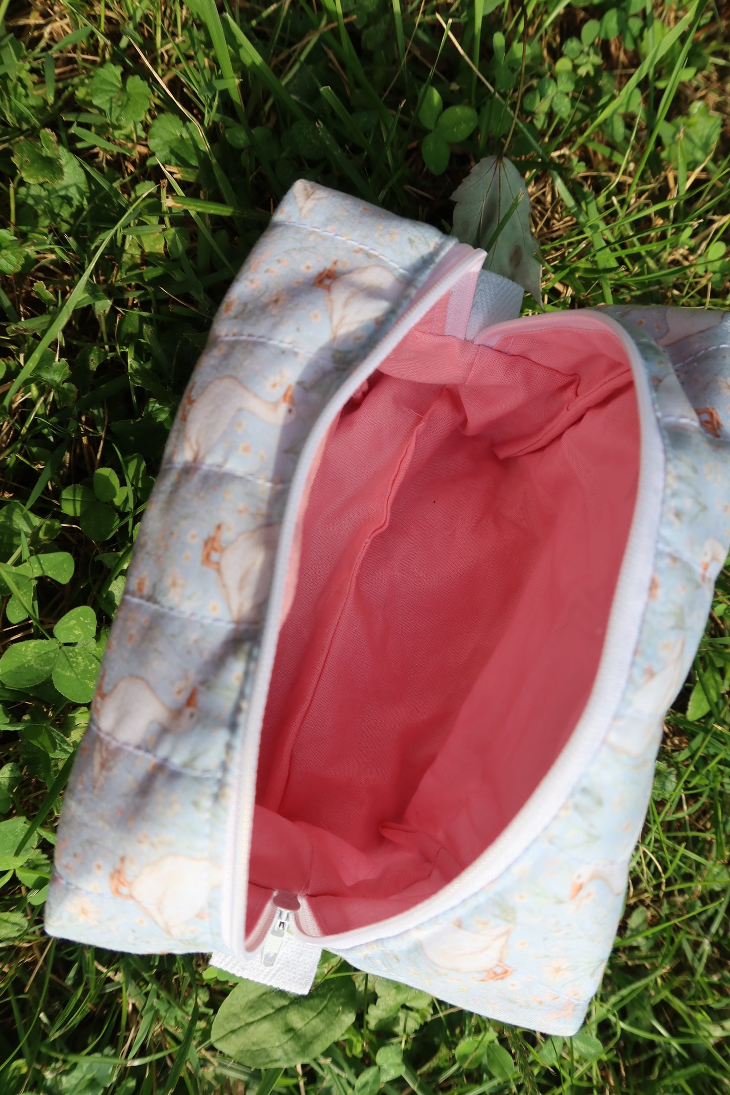 walking in daisies geese makeup bag